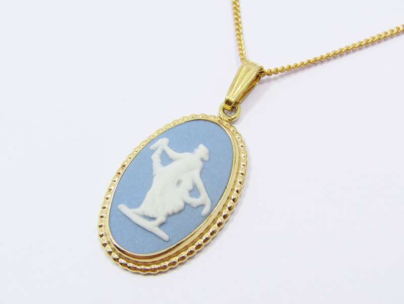 A Beautiful Gold Tone Wedgewood Pendant on Chain
