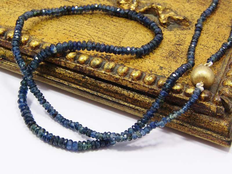 Stunning! Genuine Graduated Sapphire Beads with 9CT Gold Clasp