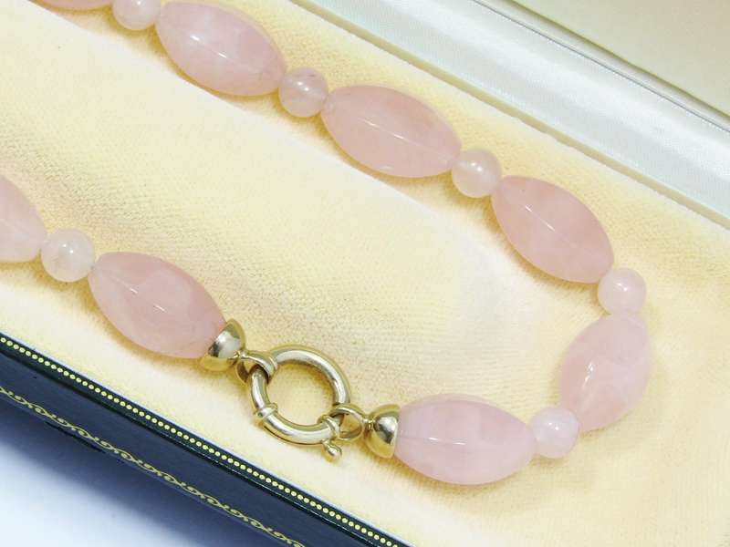 Stunning! Faceted Rose Quartz & 9CT Gold Signoretti Clasp Necklace