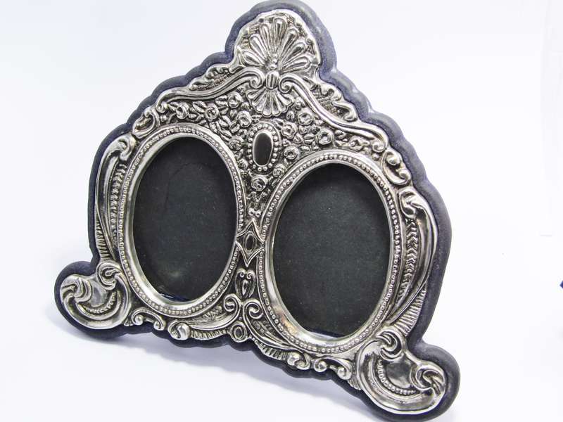 Antique Style Silver-Tone Double Photo Frame