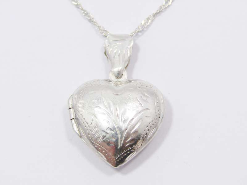 Lovely Vintage Style Engraved Locket Locket On Chain in Sterling Silver