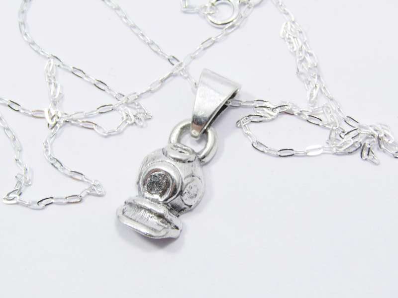 A Lovely Nautical Divers Helmet Pendant on Chain in Sterling Silver.