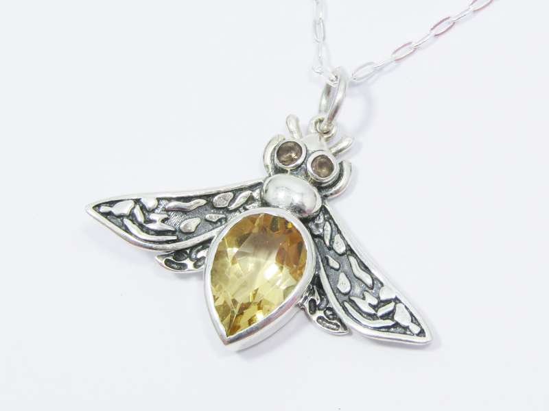 A Gorgeous Detailed Bee Pendant On Chain in Sterling Silver