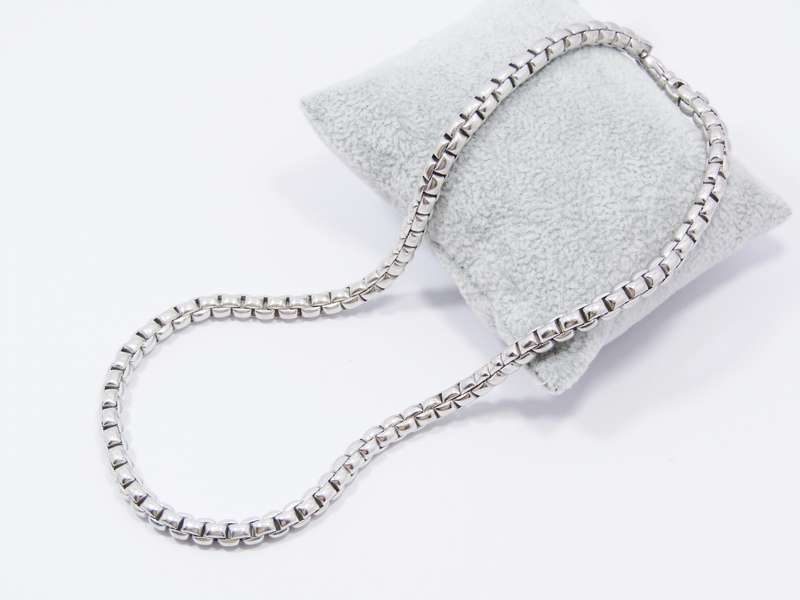A Gorgeous Square Link Chunky Necklace in Sterling Silver.