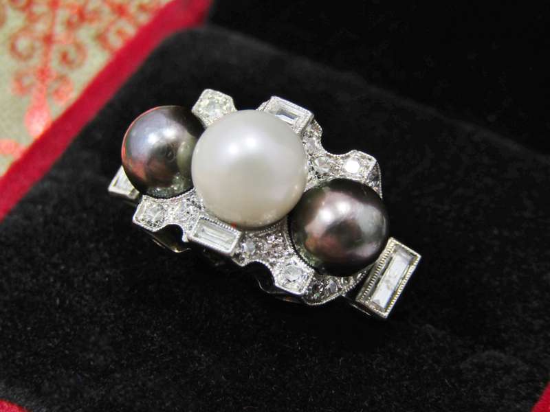 Exquisite! c1940 Art Deco White Gold, Pearl & Diamond Ring