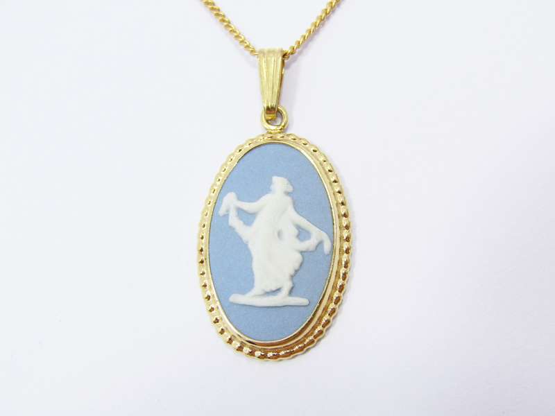 A Beautiful Gold Tone Wedgewood Pendant on Chain
