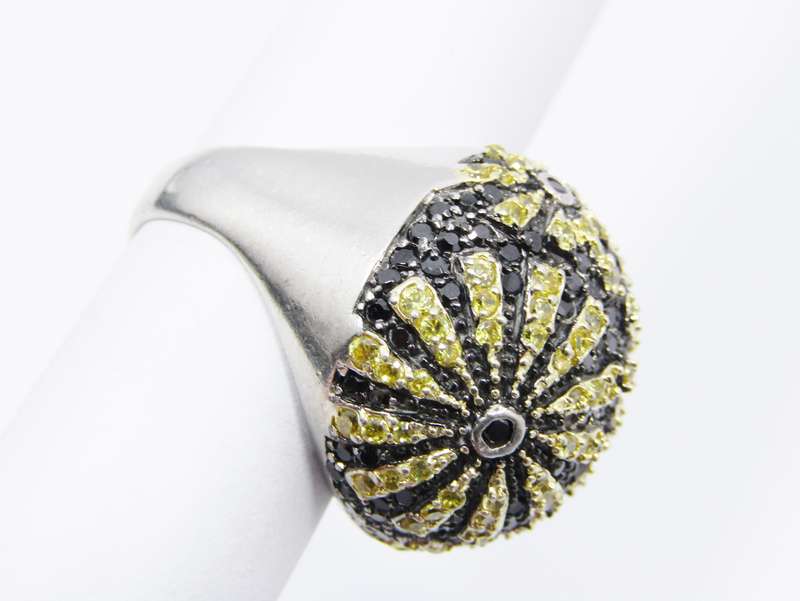 A Gorgeous Chunky Dome Ring Encrusted Black and Yellow Crystals in Sterling Silver