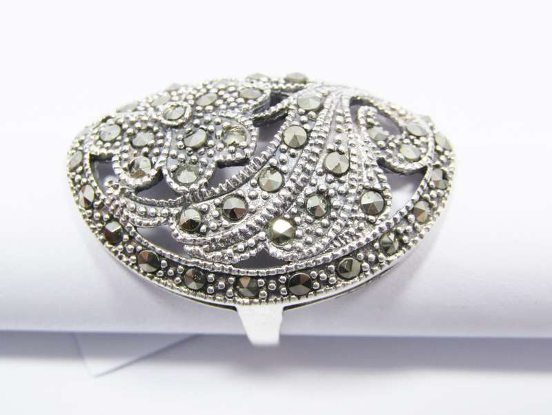 A Lovely Chunky Marcasite Ring in Sterling Silver.