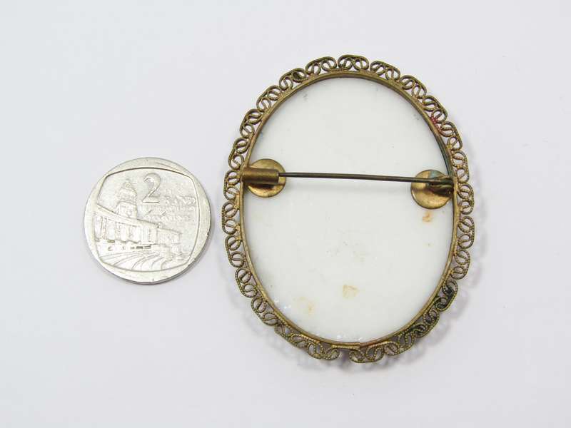 Vintage Czechoslovakian Costume Jewellery Brooch