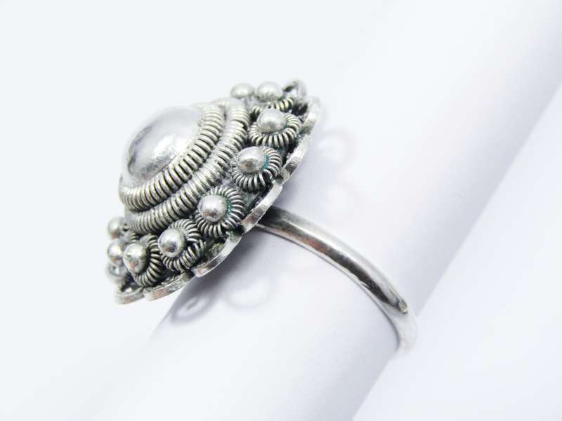 A Beautiful Vintage Design Rig in Sterling Silver.
