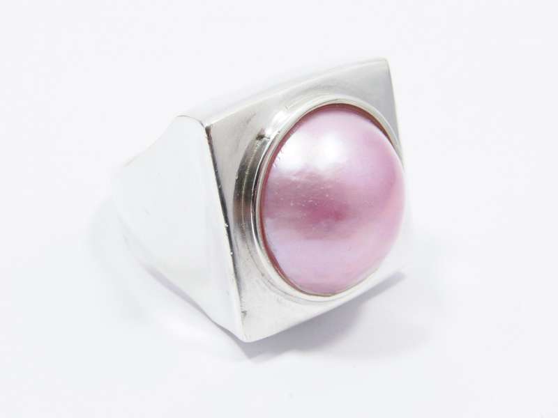 Beautiful Chunky Pink Mabe Pearl Ring in Sterling Silver