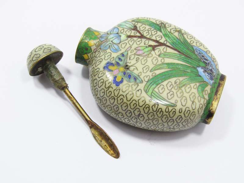 A Stunning Larger Cloisonne Stuff Bottle