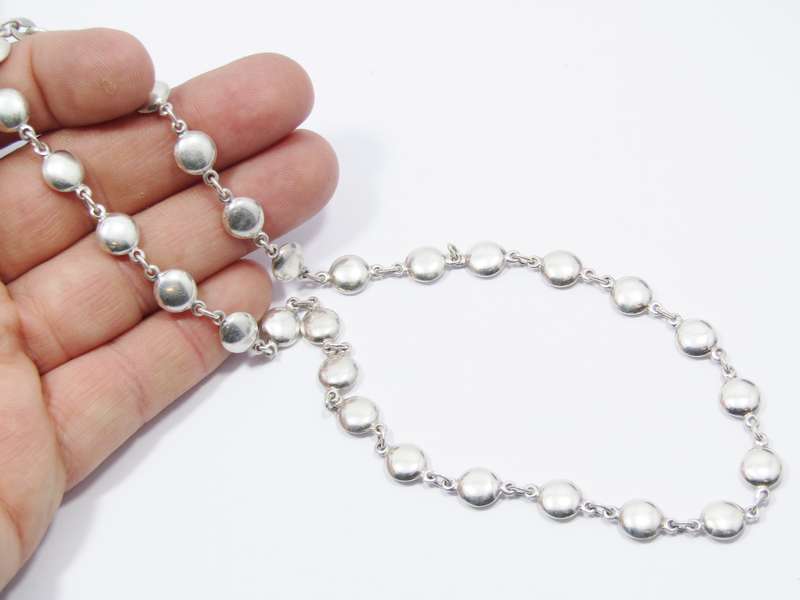 A Beautiful Smartie Design Necklace in Sterling Silver.