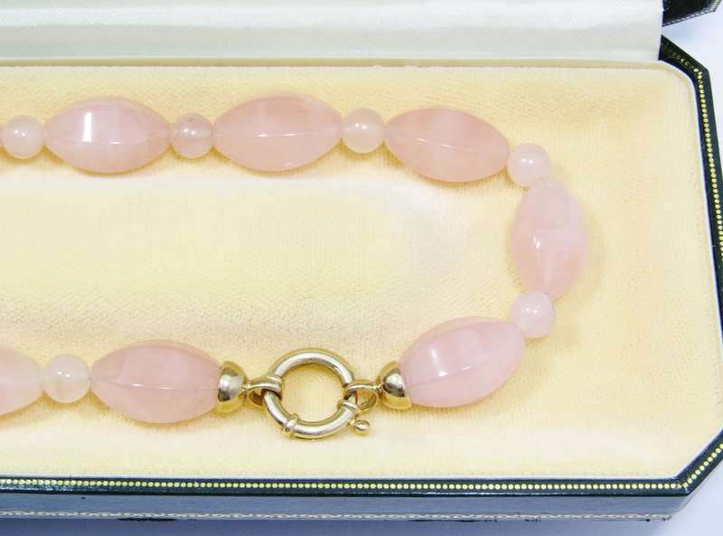 Stunning! Faceted Rose Quartz & 9CT Gold Signoretti Clasp Necklace