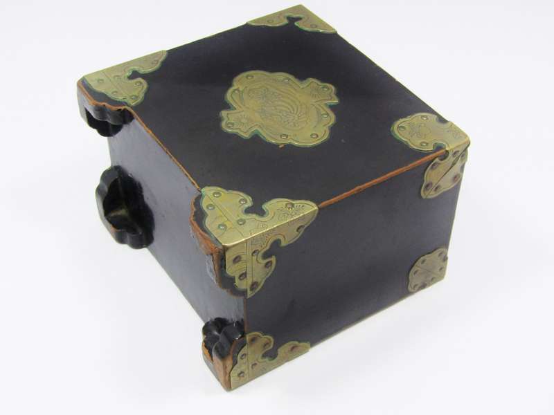 Antique/Vintage Chinese Oriental Lacquer & Brass Card Box