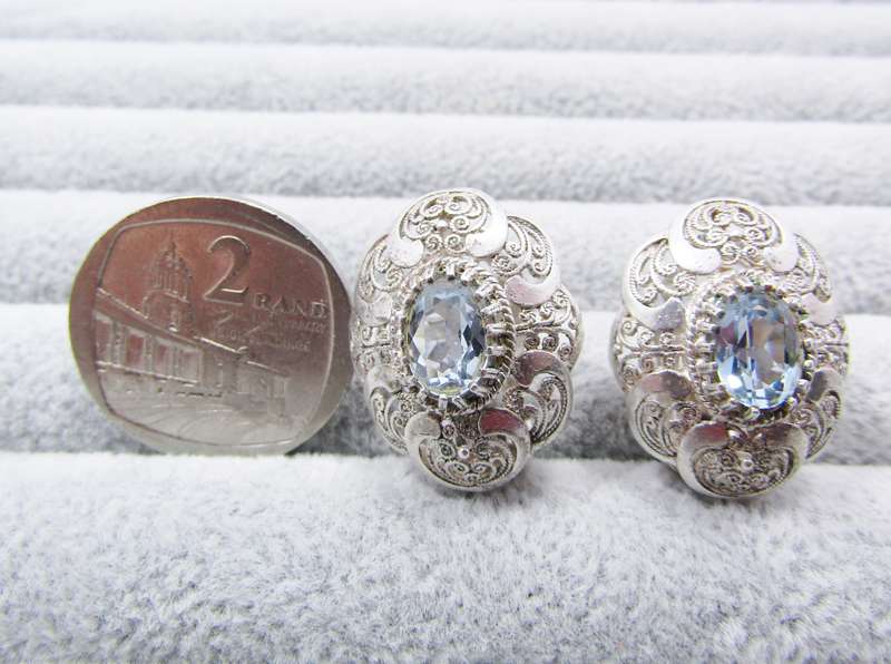 A Gorgeous Pair of Vintage Design Blue Paste Stones Clip on Earrings in 800 Silver.
