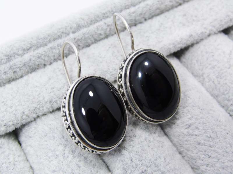 A Gorgeous Pair of Oval Black Stone Earrings in Sterling Silver