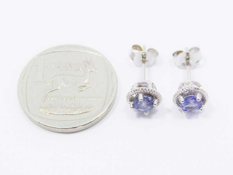Lovely 9CT White Gold & Tanzanite Stud Earrings