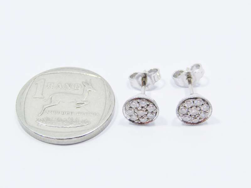 Classic! 9CT White Gold & Diamond Earrings