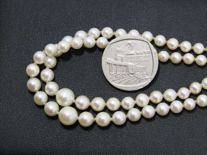 Beautiful Vintage Long Graduated Cultured Pearl Necklace