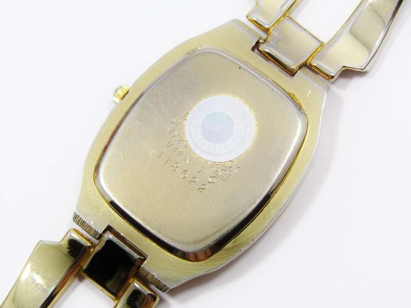 Lovely Vintage Unisex Gold-Tone Seiko Watch