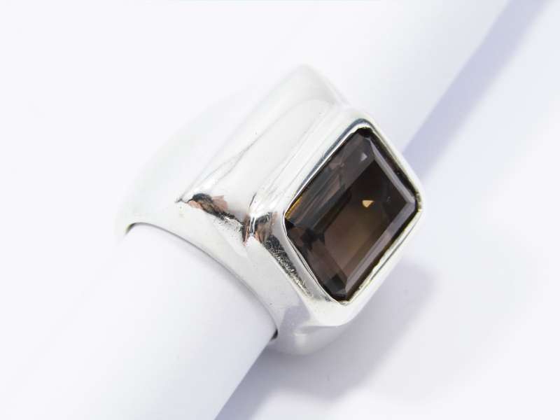 A Solid Huge !! Smoky Quartz Ring in Sterling Silver
