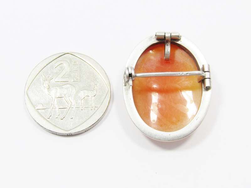 A Lovely Detailed Carved Pendant /Brooch in 800 Silver.