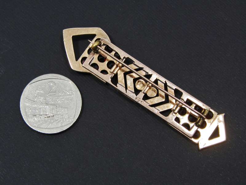 Stunning! Antique 14ct Gold Bohemian Garnet Brooch