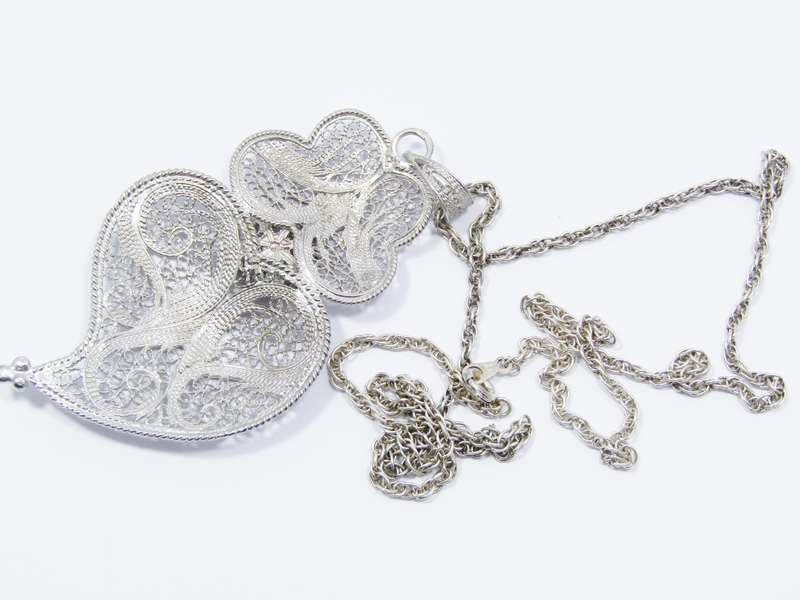 A Stunning Large Filigree Pendant on Chain in Sterling Silver.