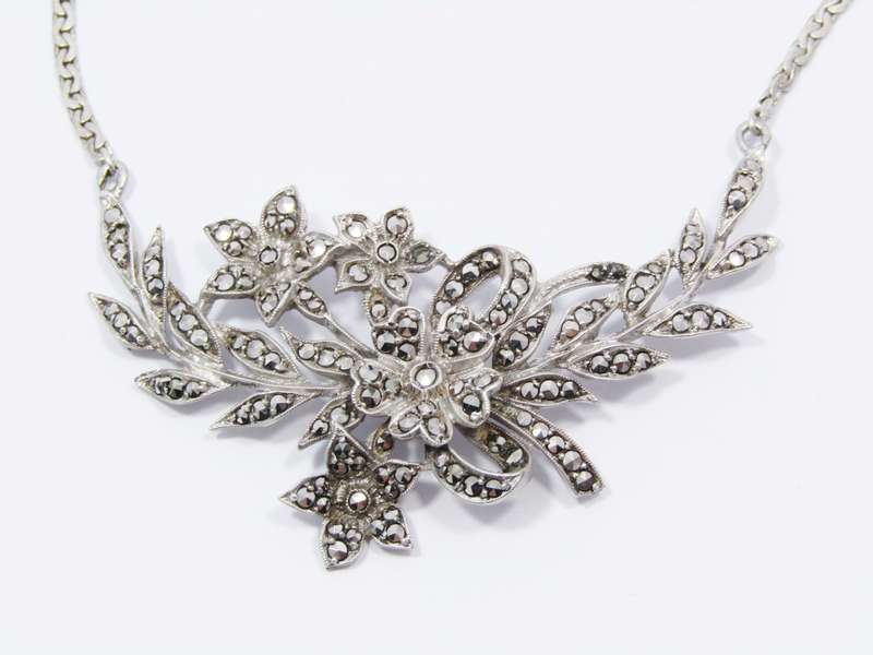 A Beautiful Victorian Design Necklace With Marcasite's in Sterling Silver