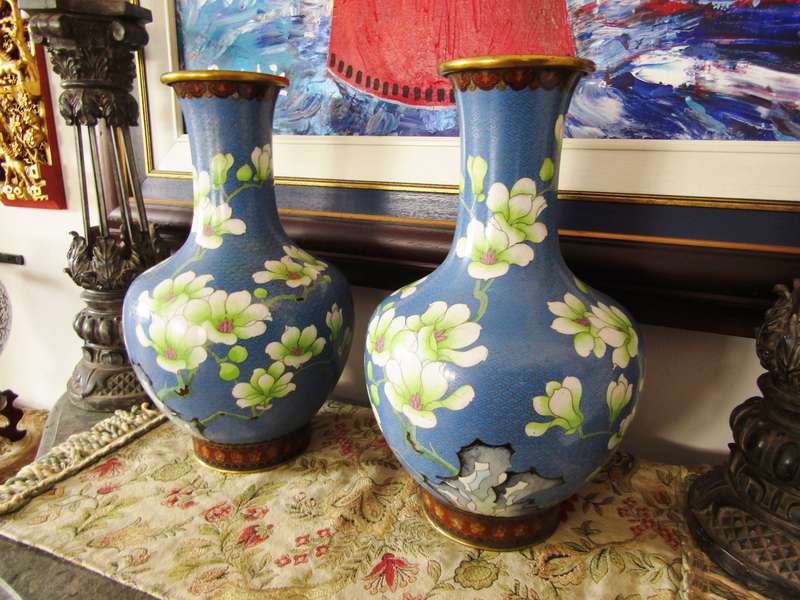 Exquisite! Pair of Beautiful Design Large Cloisonne Vases