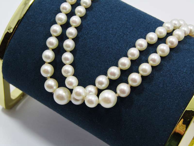 Beautiful Vintage Long Graduated Cultured Pearl Necklace