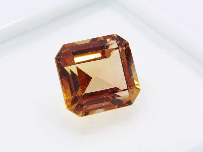 Lovely 4.75ct Vivid Brandy Orange Topaz Gemstones, unmounted