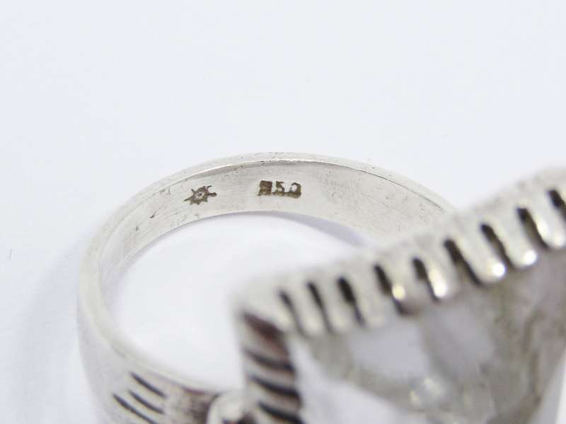 Lovely Vintage Mexico 950 Silver & Rock Crystal Ring