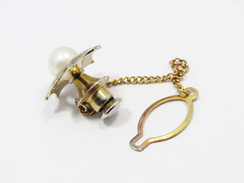 Lovely Vintage Silver Gilt Stud Pin with Pearl