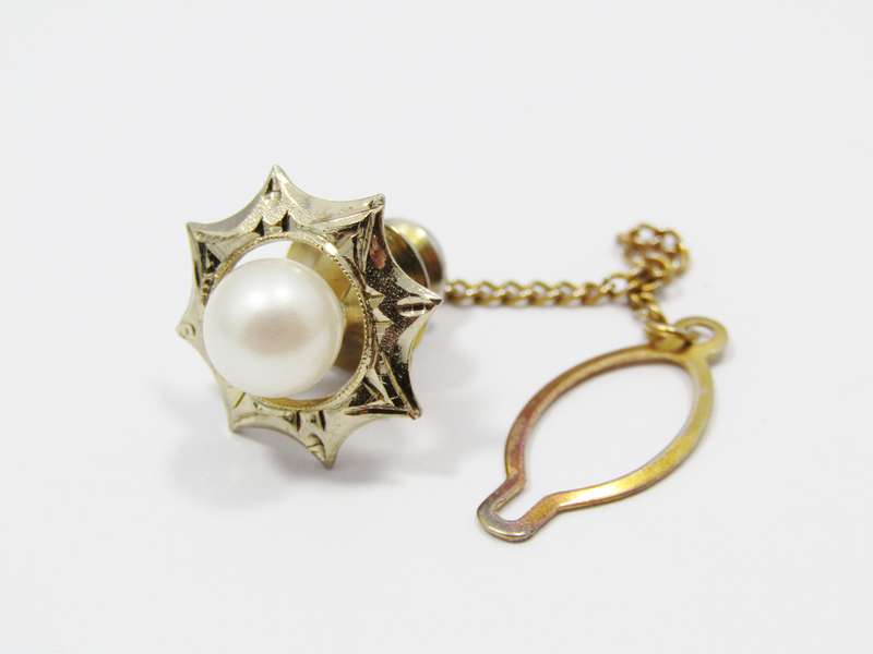 Lovely Vintage Silver Gilt Stud Pin with Pearl