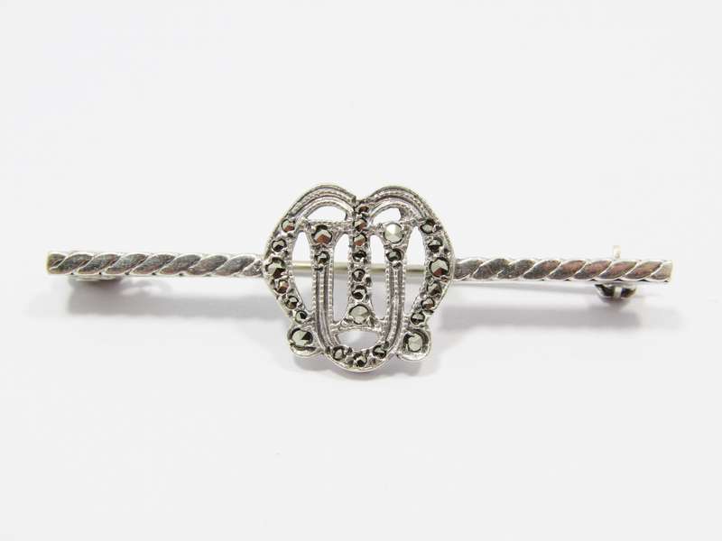 Lovely Vintage Sterling Silver & Marcasite Brooch