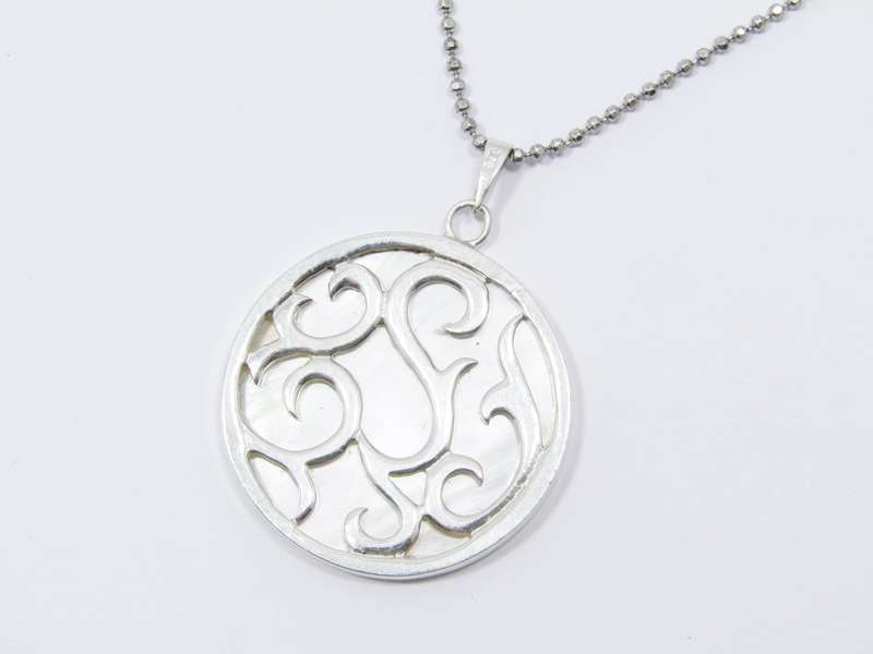 A Lovely Large Mother of Pearl Pendant on Chain in Sterling Silver