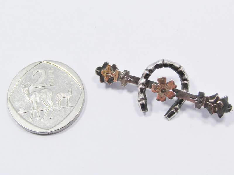 Beautiful Antique (c1910) Silver Sweetheart Brooch