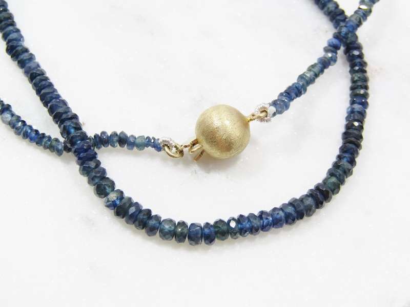 Stunning! Genuine Graduated Sapphire Beads with 9CT Gold Clasp