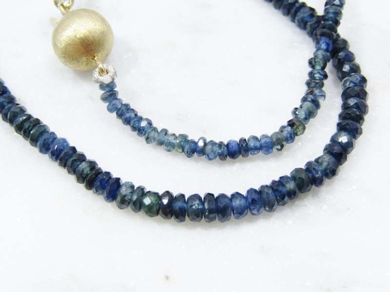 Stunning! Genuine Graduated Sapphire Beads with 9CT Gold Clasp