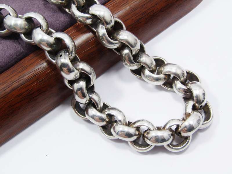 A Beautiful Huge Round Link Necklace with a Signoretti Clasp in Sterling Silver.