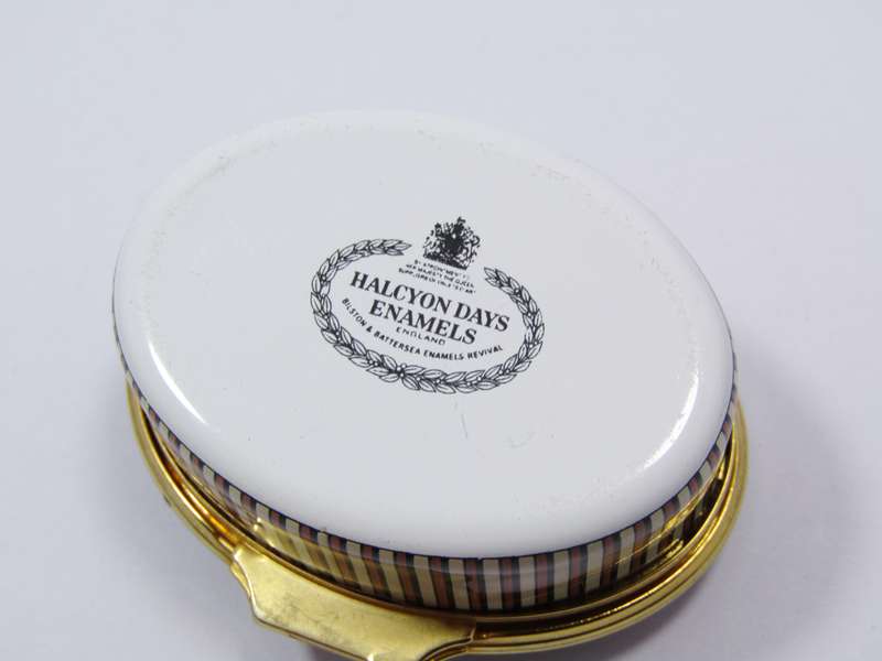 Rare, Halcyon Days "Turnberry Golf Course" Enameled Box