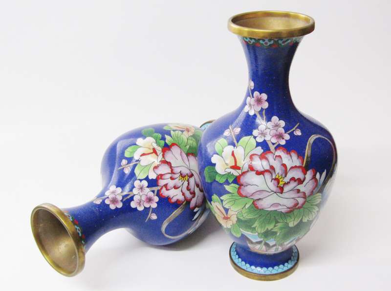 Beautiful Pair of Detailed Cloisonne Vases