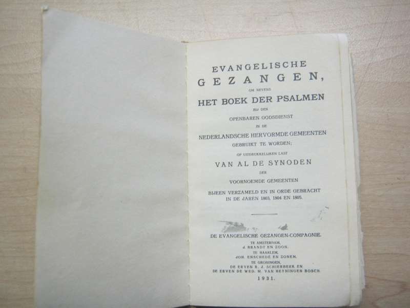 Psalmen and Gezangen booklets.