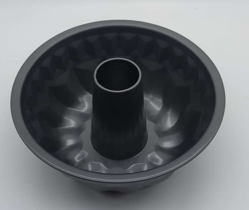 TEXTURED BUNDT PAN