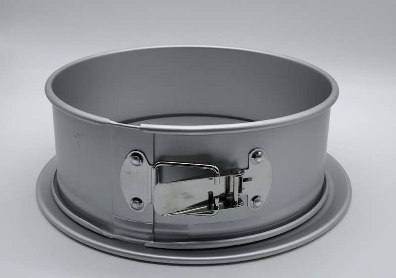 ALUMINIUM BAKING TIN LOOSE BOTTOM