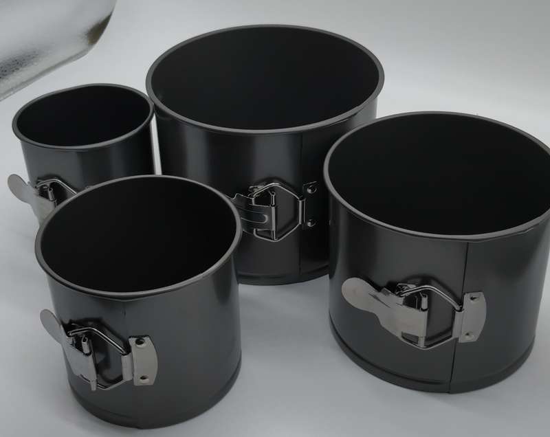 SET OF 4 PC ROUND DEEP CAKE PAN