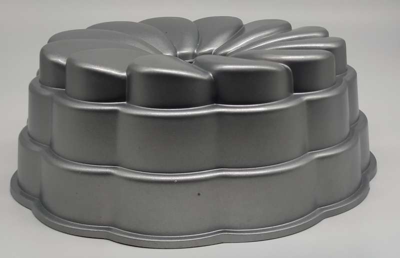 SPINING LOAF SHAPED PAN