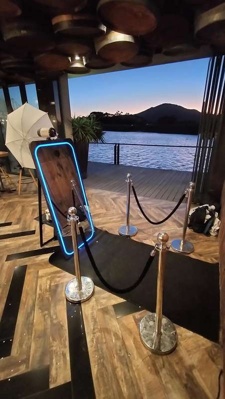 Photo Booth For Sale (Magic Mirror)